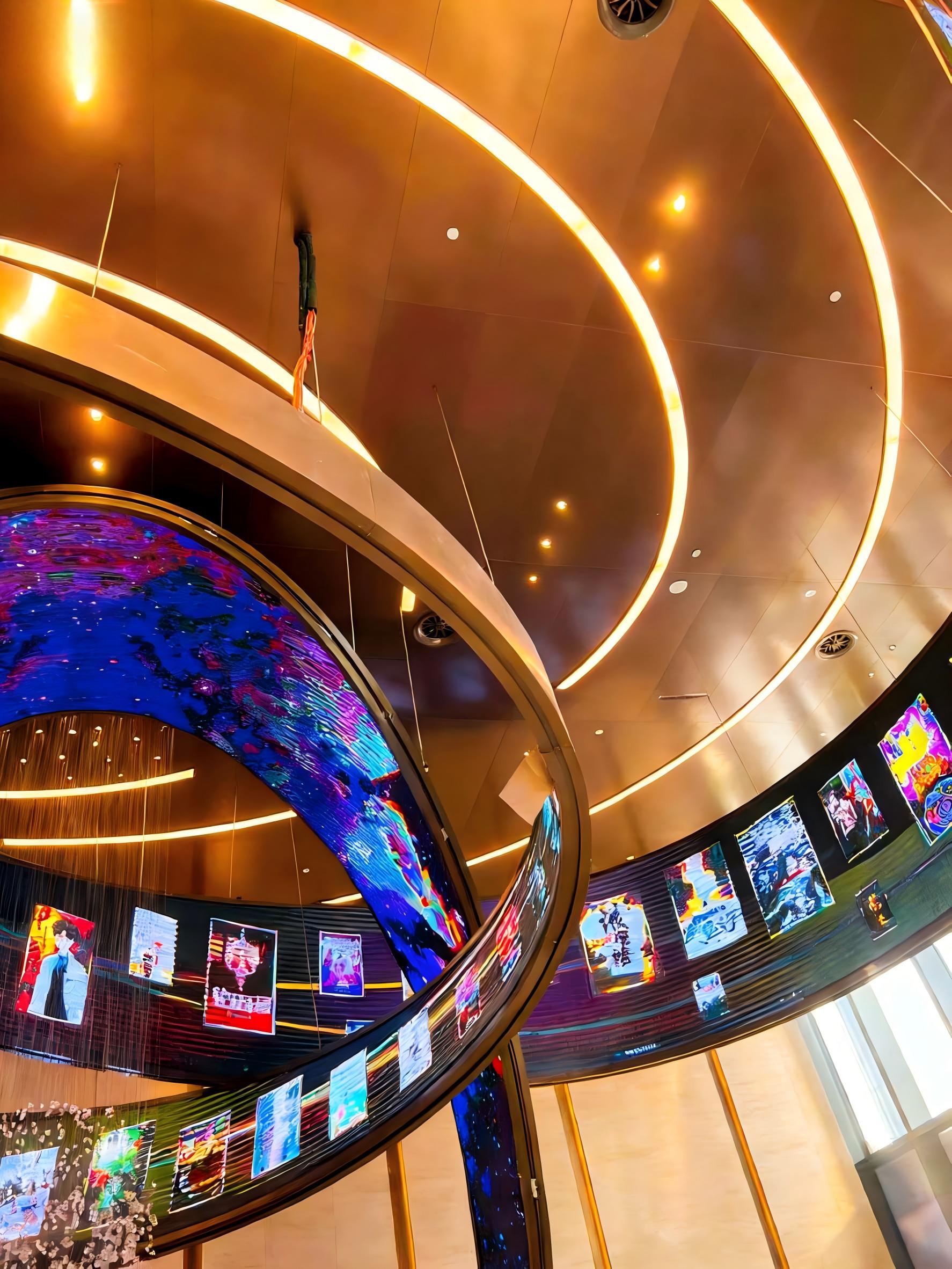 阳极氧化金属板